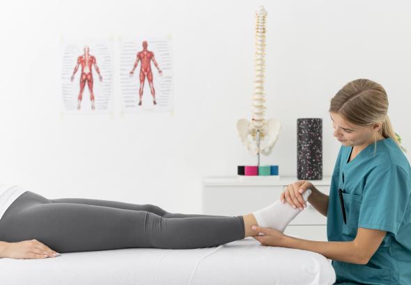 فیزیوتراپی چیست و چه فوایدی دارد؟